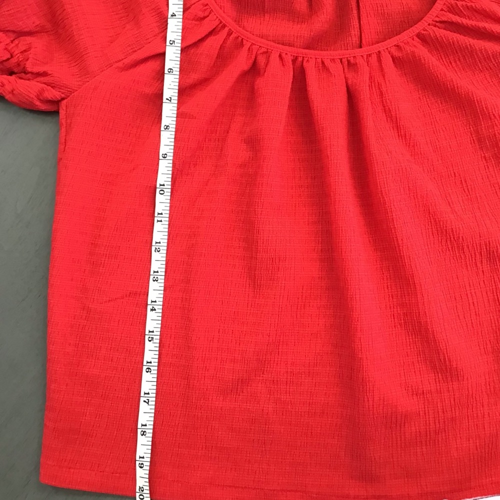 Red Top - Picture 6 of 7
